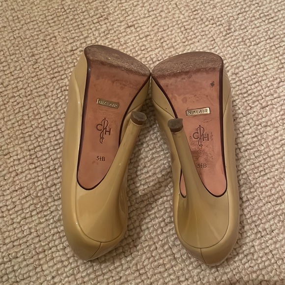 Cole Haan and Nike Air women’s size 5 1/2 patent leather open toe platform pumps - Picture 3 of 6
